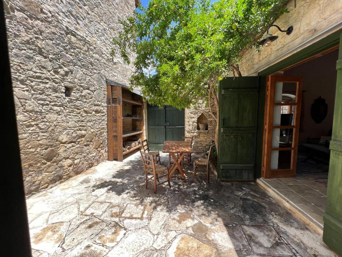 King'S House Villa Lofou Exteriör bild